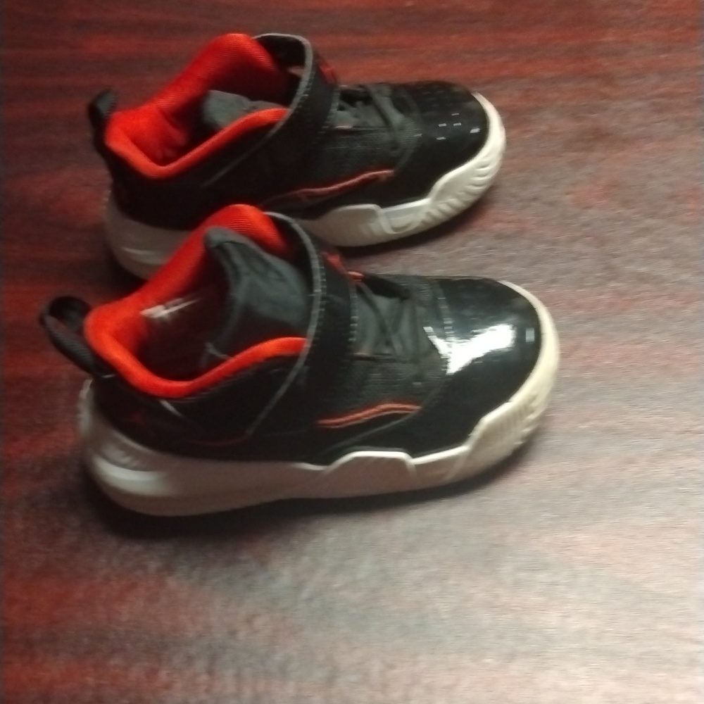 🖤❤️JORDAN🖤❤️ - Picture 2 of 11